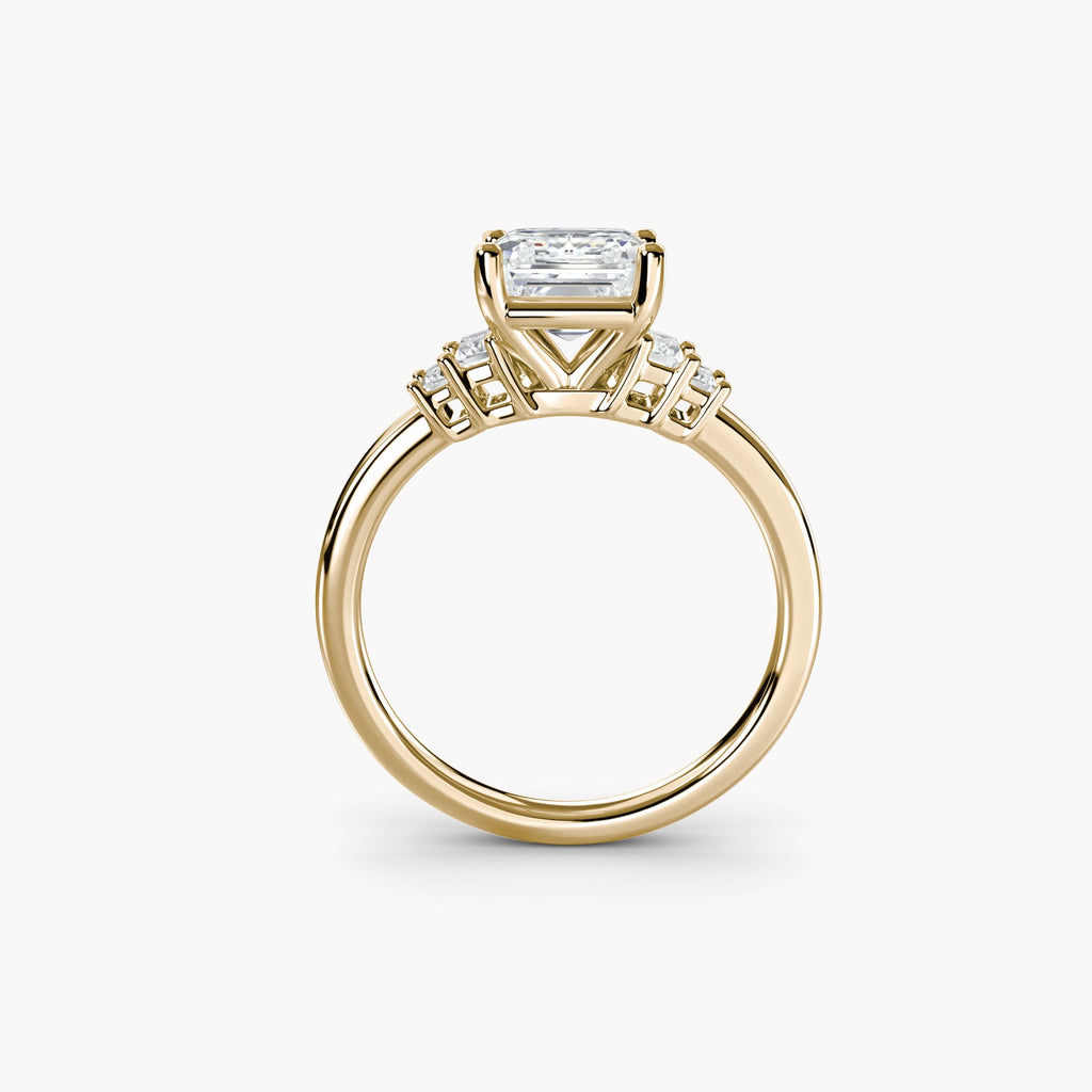 engagement-rings__baguette-accent-solitaire__shape-asscher__gold-gold__03_front.jpg