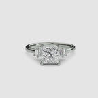 engagement-rings__baguette-accent-solitaire__shape-princess__gold-white__00_video.mp4